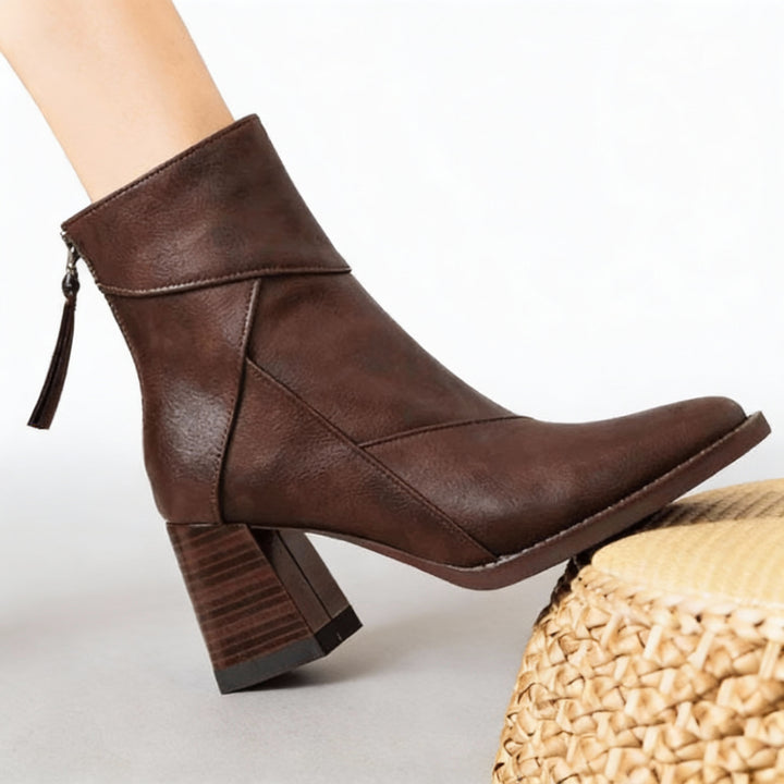 Einav - Retro Chunky Heel Boot In British Style