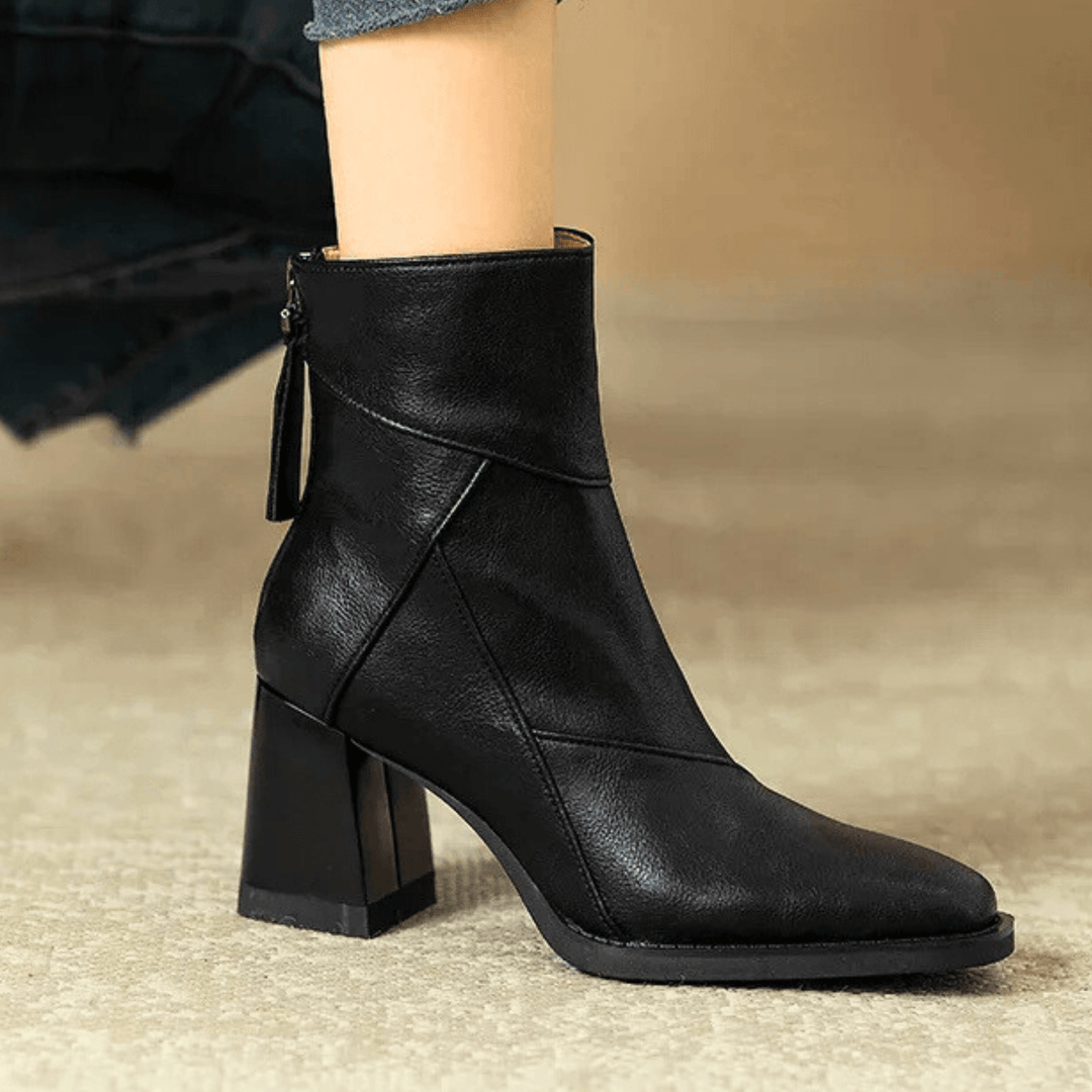 Einav - Retro Chunky Heel Boot In British Style