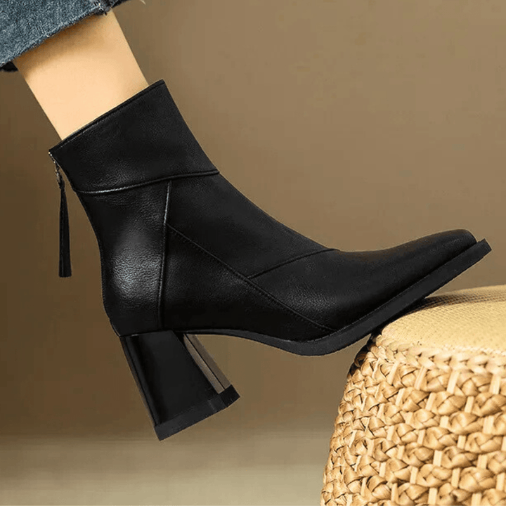 Einav - Retro Chunky Heel Boot In British Style
