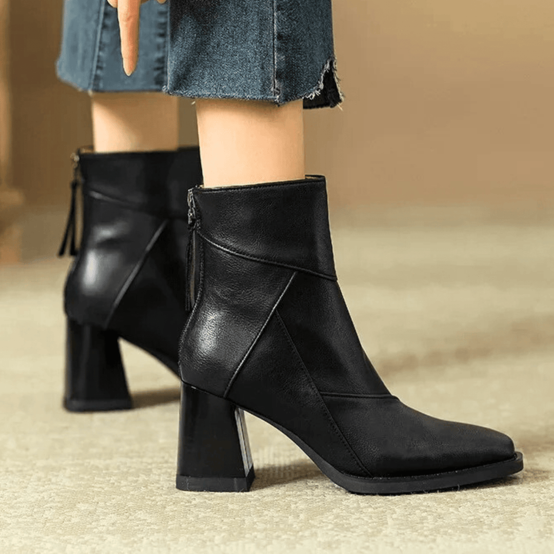 Einav - Retro Chunky Heel Boot In British Style