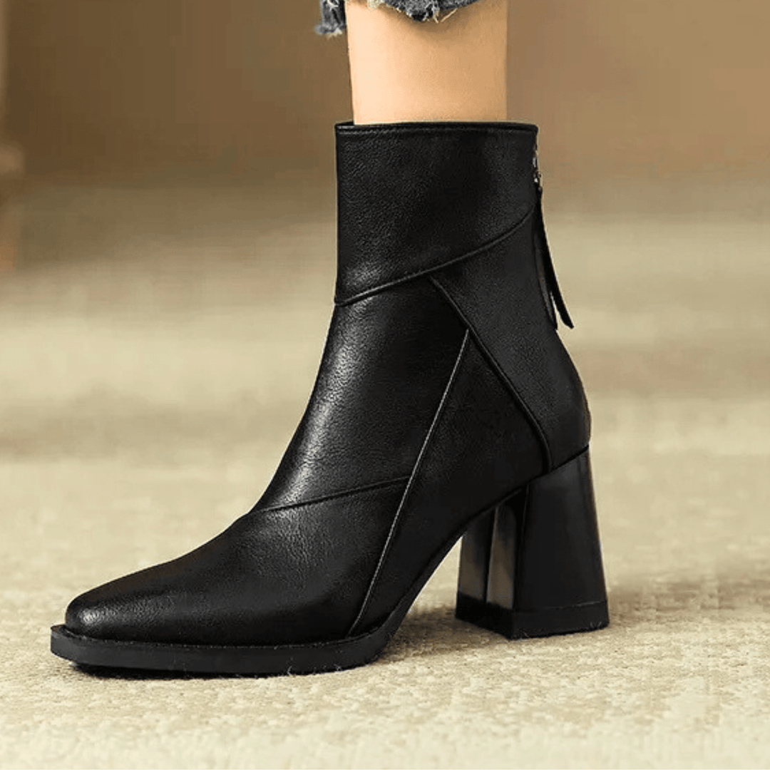Einav - Retro Chunky Heel Boot In British Style