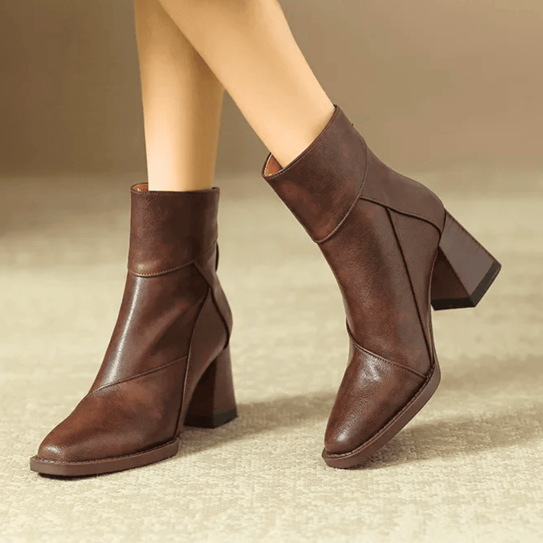 Einav - Retro Chunky Heel Boot In British Style