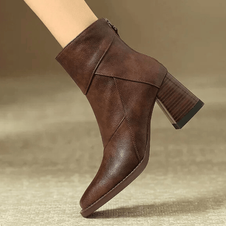 Einav - Retro Chunky Heel Boot In British Style