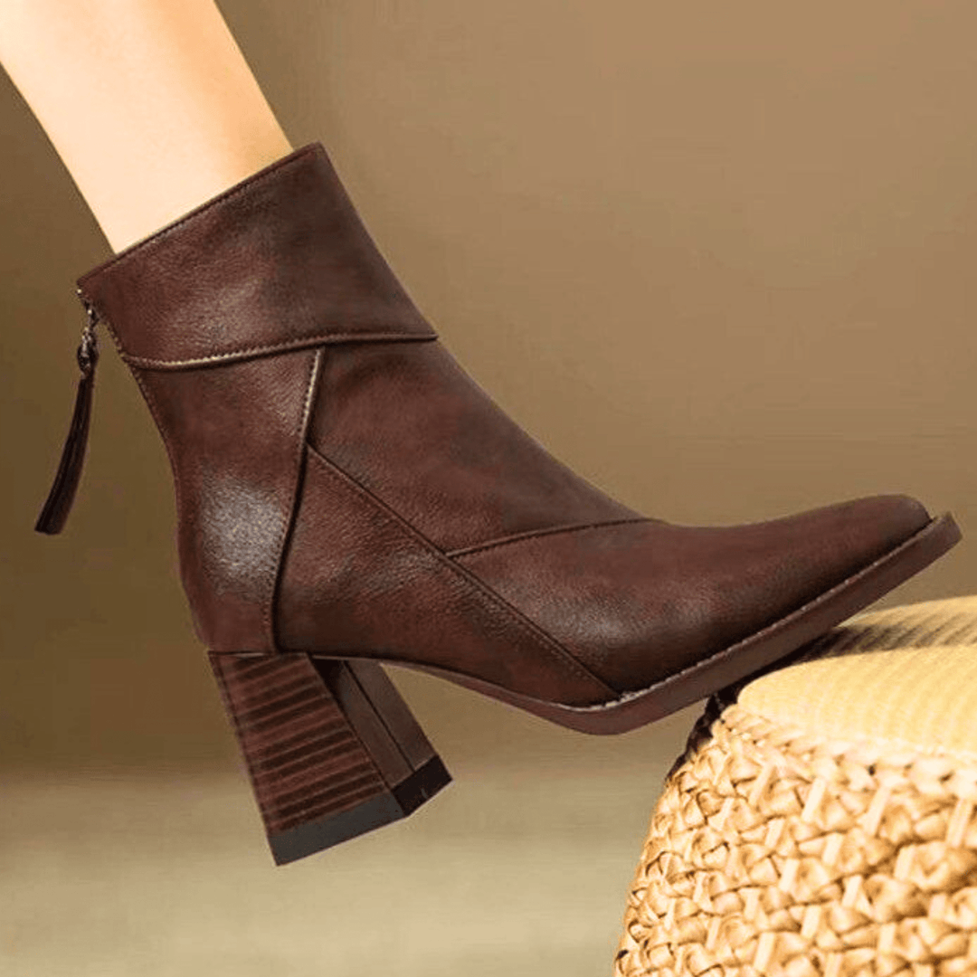 Einav - Retro Chunky Heel Boot In British Style