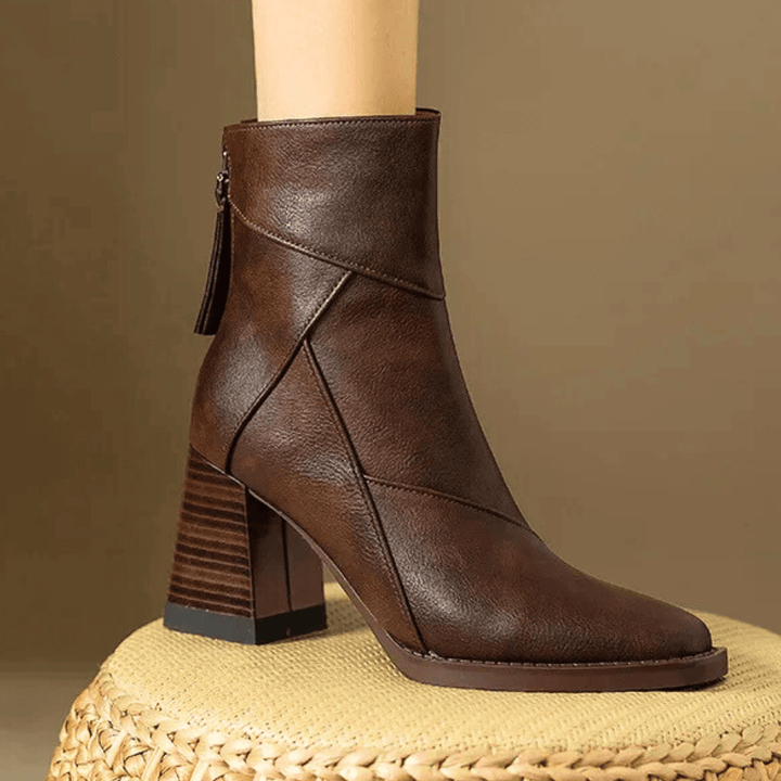 Einav - Retro Chunky Heel Boot In British Style