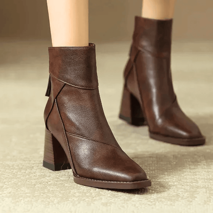 Einav - Retro Chunky Heel Boot In British Style